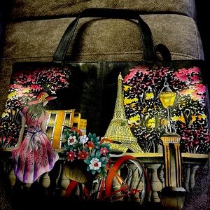 Anna Anushka  Paris At Night Beautifully hand painted. It’s in great condition!